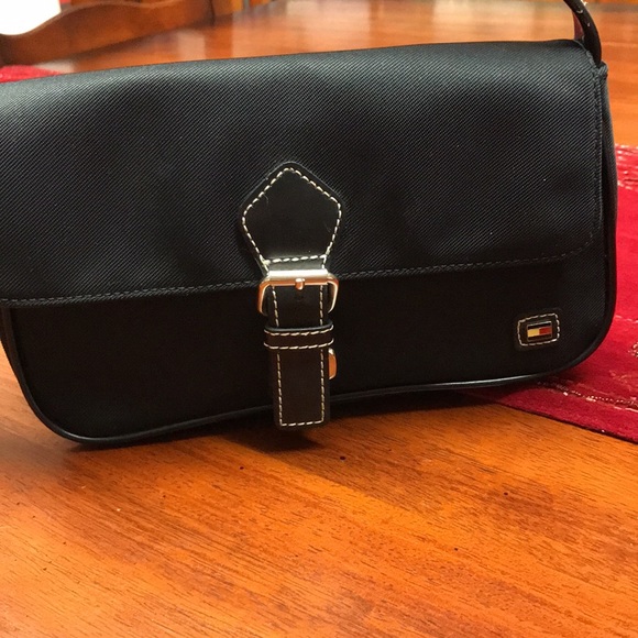 TOMMY HILFIGER Top Handle Micro Bag - Picture 2 of 7